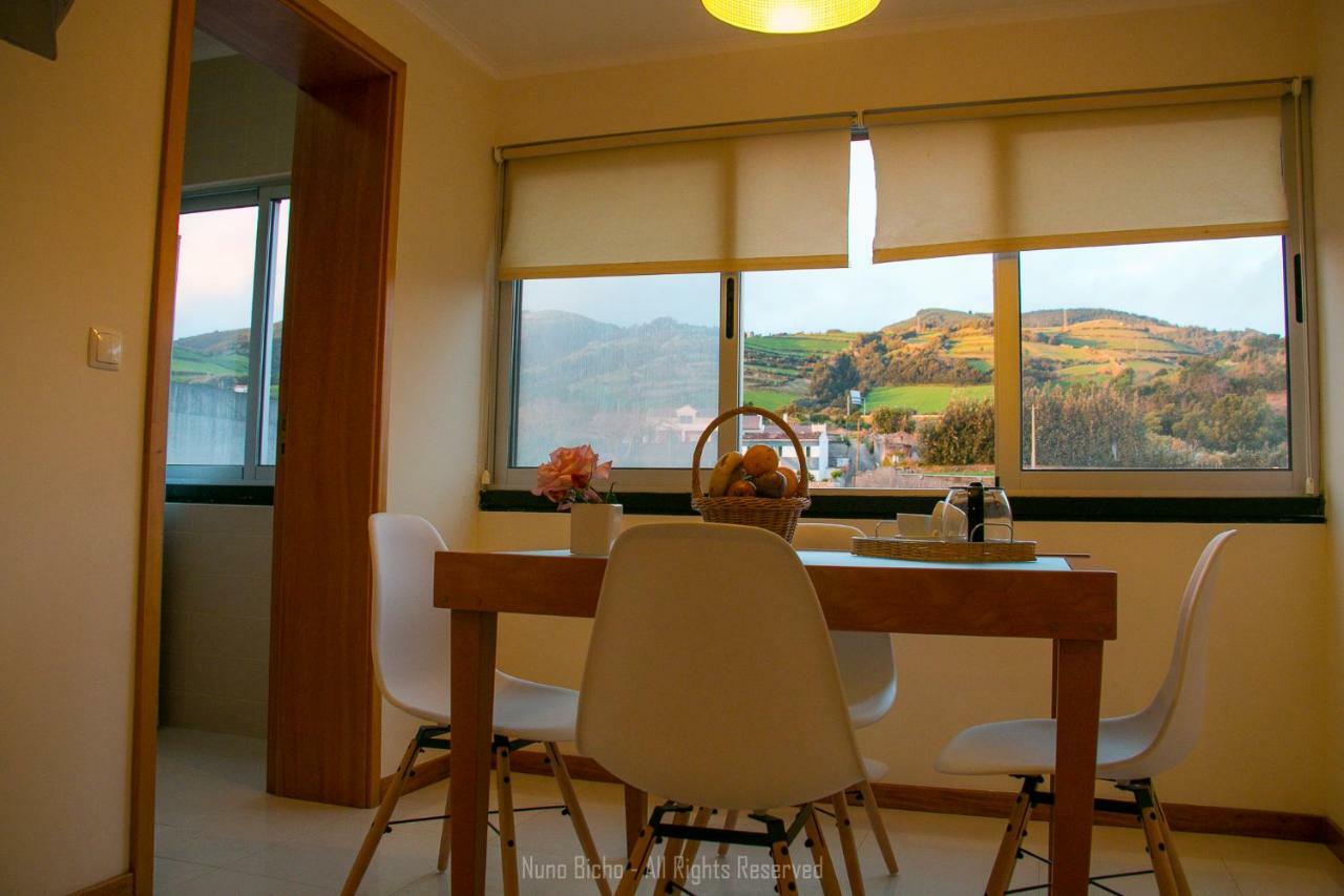 Apartamento Lombinha Віла-Франка-ду-Кампу Екстер'єр фото